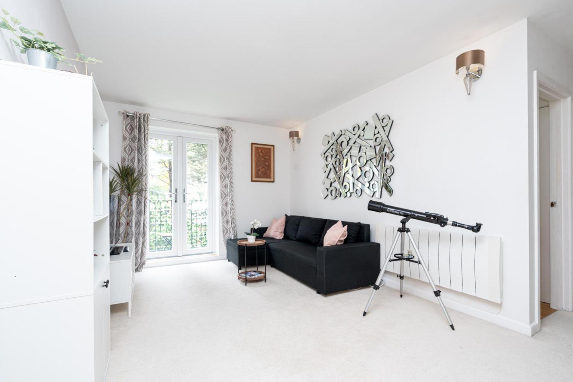 Apartment In Elephant & Castle With Parking ロンドン エクステリア 写真